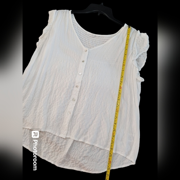 Jane and Delancey white rayon blouse with pearlized buttons size XL - Picture 4 of 5